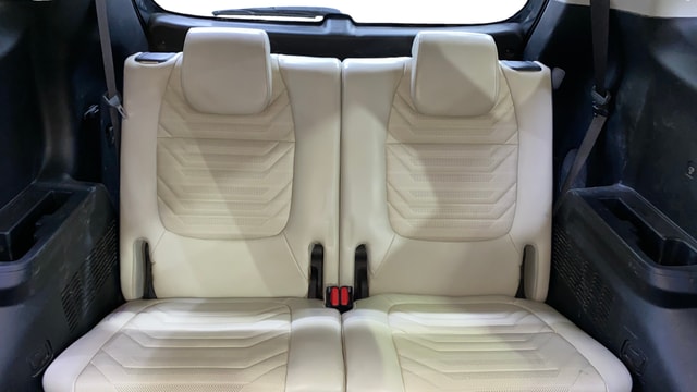 View Kia Carens Image 10 Used Kia Carens Image 10