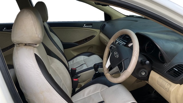 View Hyundai Fluidic Verna Image 27 Used Hyundai Fluidic Verna Image 27