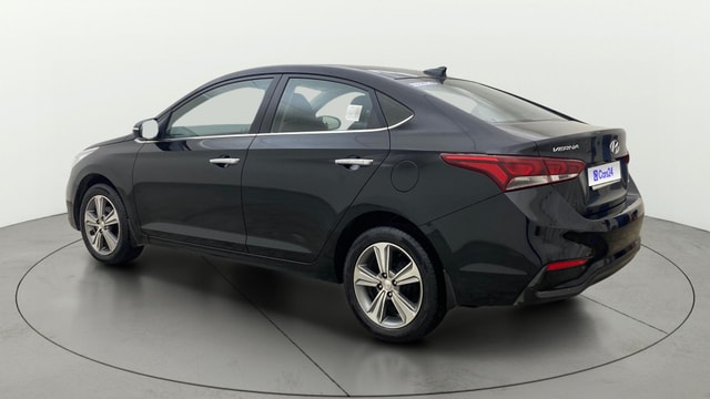 View Hyundai Verna Image 2 Used Hyundai Verna Image 2