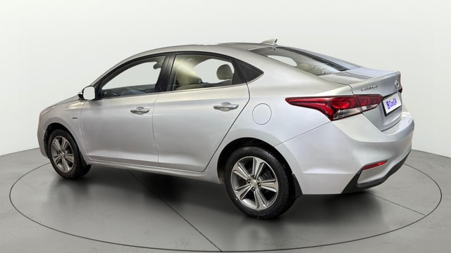 View Hyundai Verna Image 2 Used Hyundai Verna Image 2