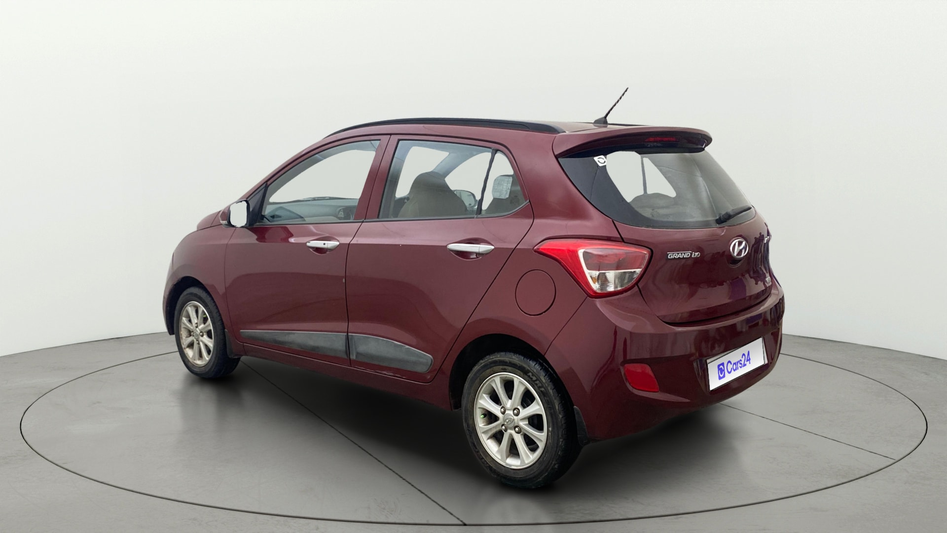 View 2015 Hyundai Grand i10 1.2 Asta Petrol Image 2 Used 2015 Hyundai Grand i10 1.2 Asta Petrol Image 2