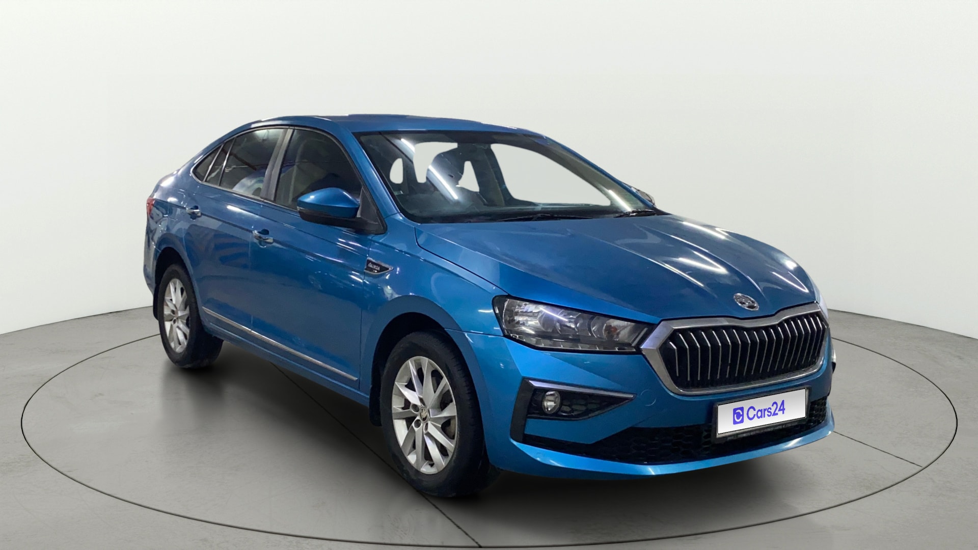 View 2023 Skoda Slavia Ambition 1.0 TSI MT Image 15 Used 2023 Skoda Slavia Ambition 1.0 TSI MT Image 15