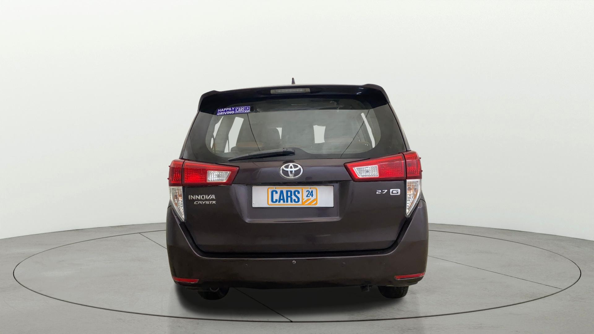 View 2018 Toyota Innova Crysta 2.4 G MT 7-Seater BS IV Image 40 Used 2018 Toyota Innova Crysta 2.4 G MT 7-Seater BS IV Image 40