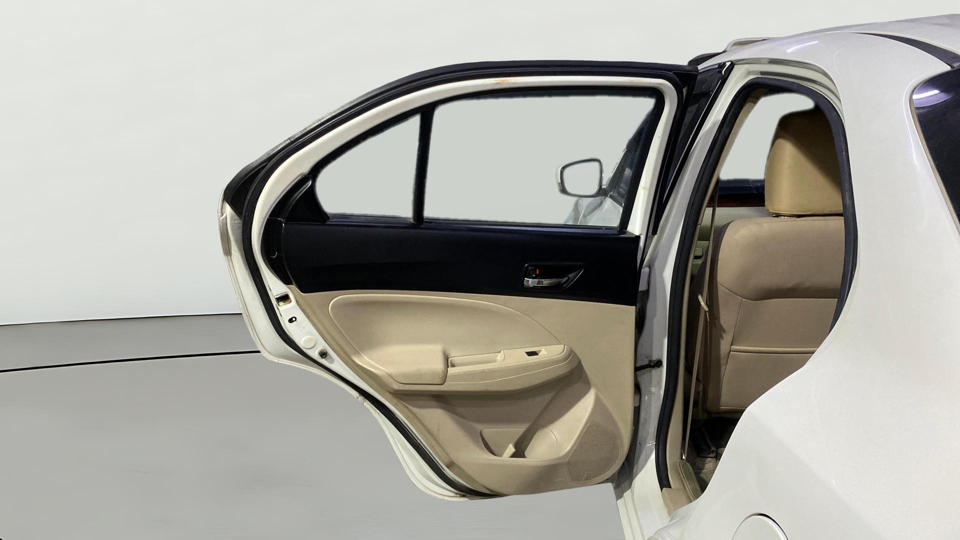 View 2018 Maruti Suzuki 1000 Base Variant Image 14 Used 2018 Maruti Suzuki 1000 Base Variant Image 14