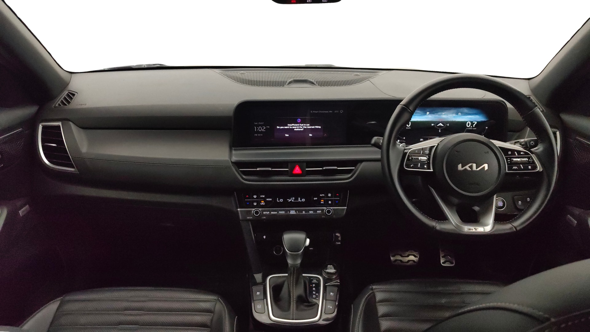 View 2024 Kia Seltos GTX Plus (S) DCT Dual Tone Image 16 Used 2024 Kia Seltos GTX Plus (S) DCT Dual Tone Image 16
