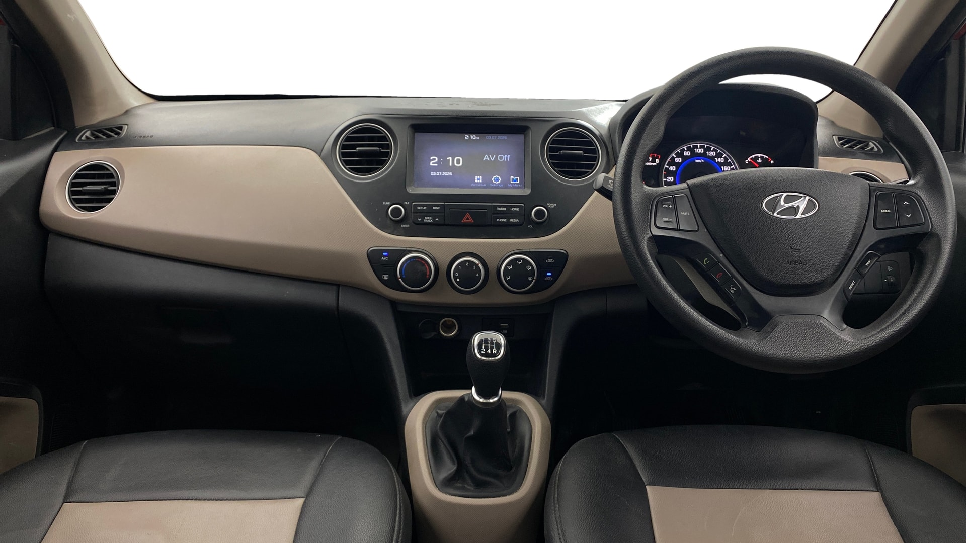 View 2018 Hyundai Grand i10 Sportz 1.2 Kappa Image 15 Used 2018 Hyundai Grand i10 Sportz 1.2 Kappa Image 15