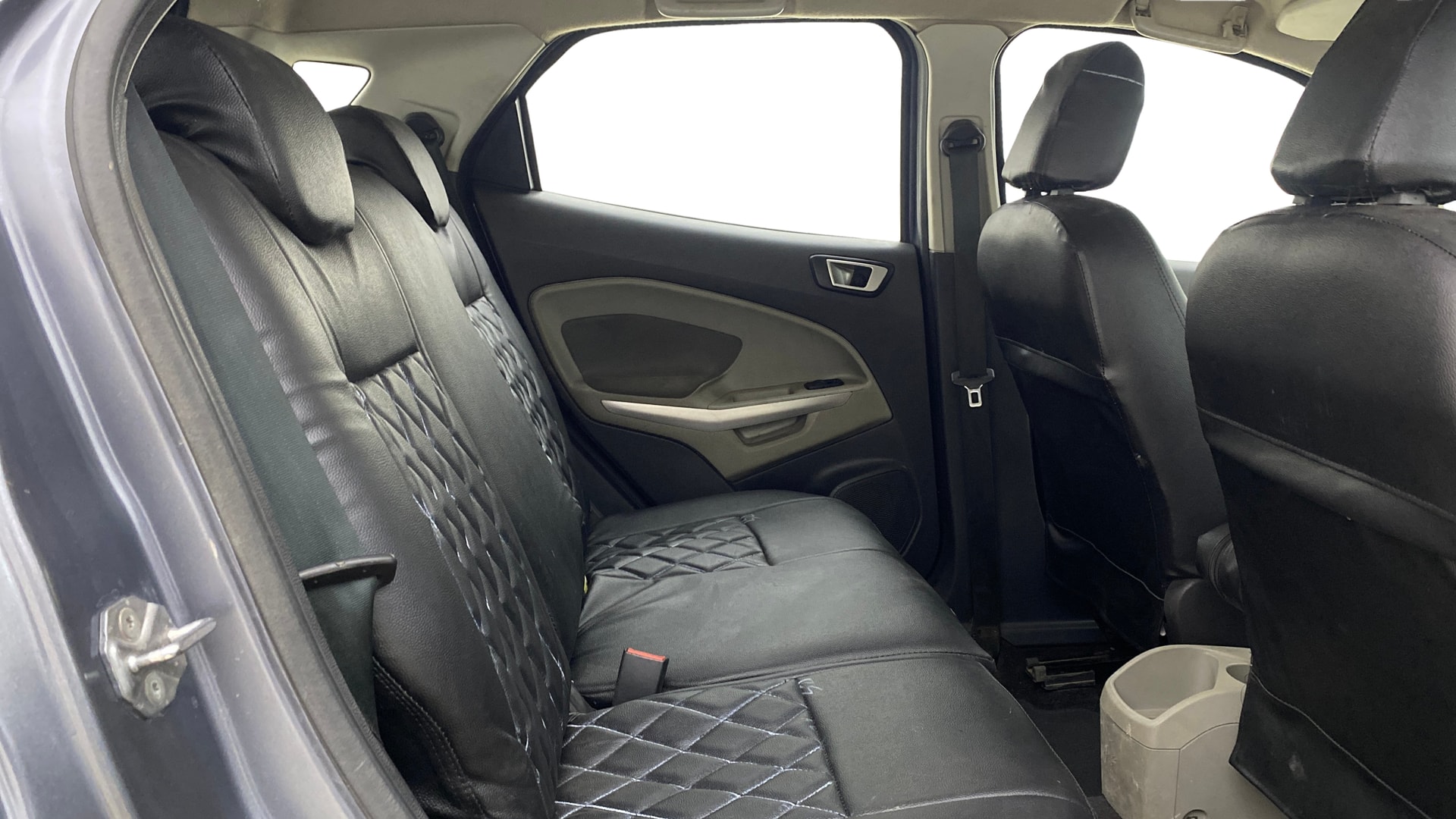 View 2014 Ford EcoSport 1.5 TDCi Diesel Ambiente BS IV Image 29 Used 2014 Ford EcoSport 1.5 TDCi Diesel Ambiente BS IV Image 29