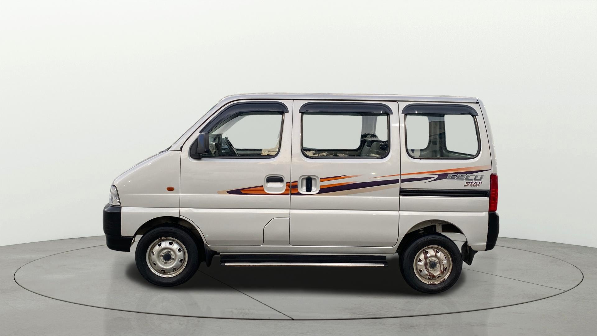 View 2021 Maruti Suzuki 1000 Base Variant Image 25 Used 2021 Maruti Suzuki 1000 Base Variant Image 25