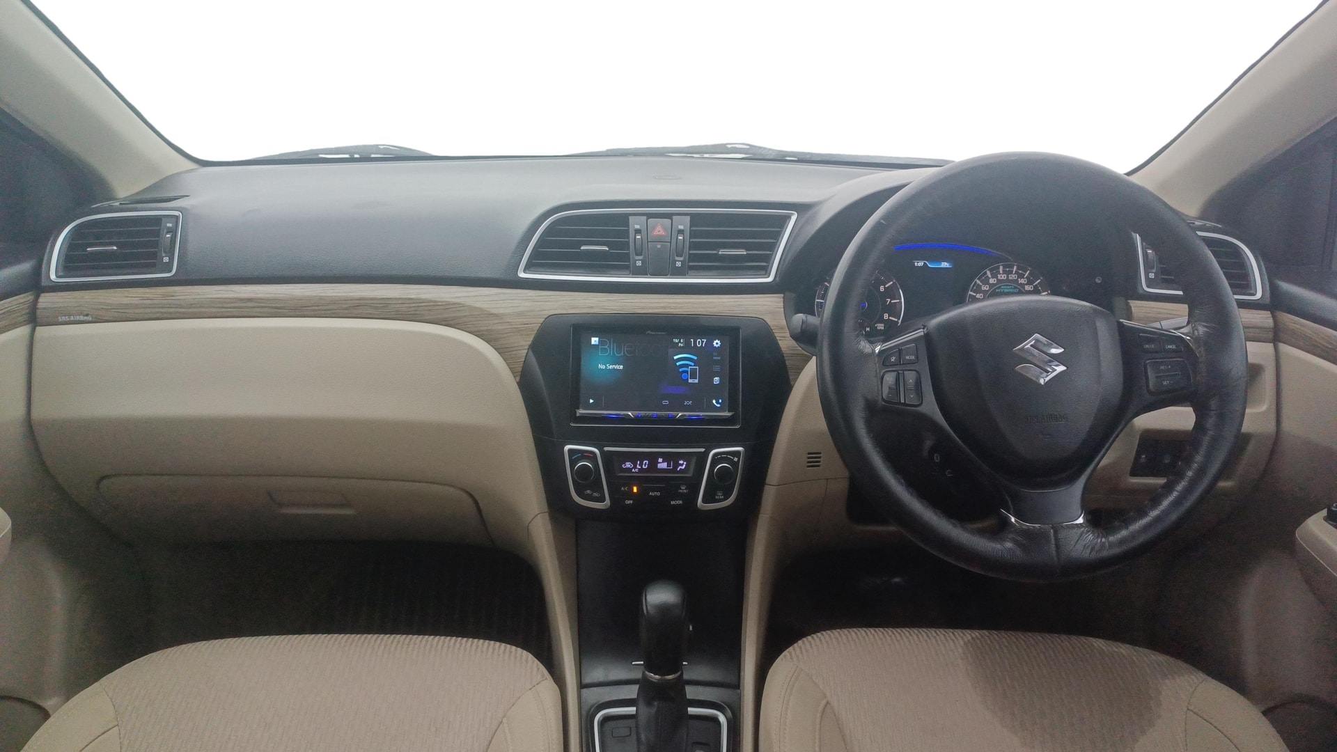 View 2022 Maruti Suzuki 1000 Base Variant Image 16 Used 2022 Maruti Suzuki 1000 Base Variant Image 16