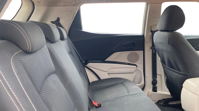 View Mahindra XUV300 Image 28 Used Mahindra XUV300 Image 28