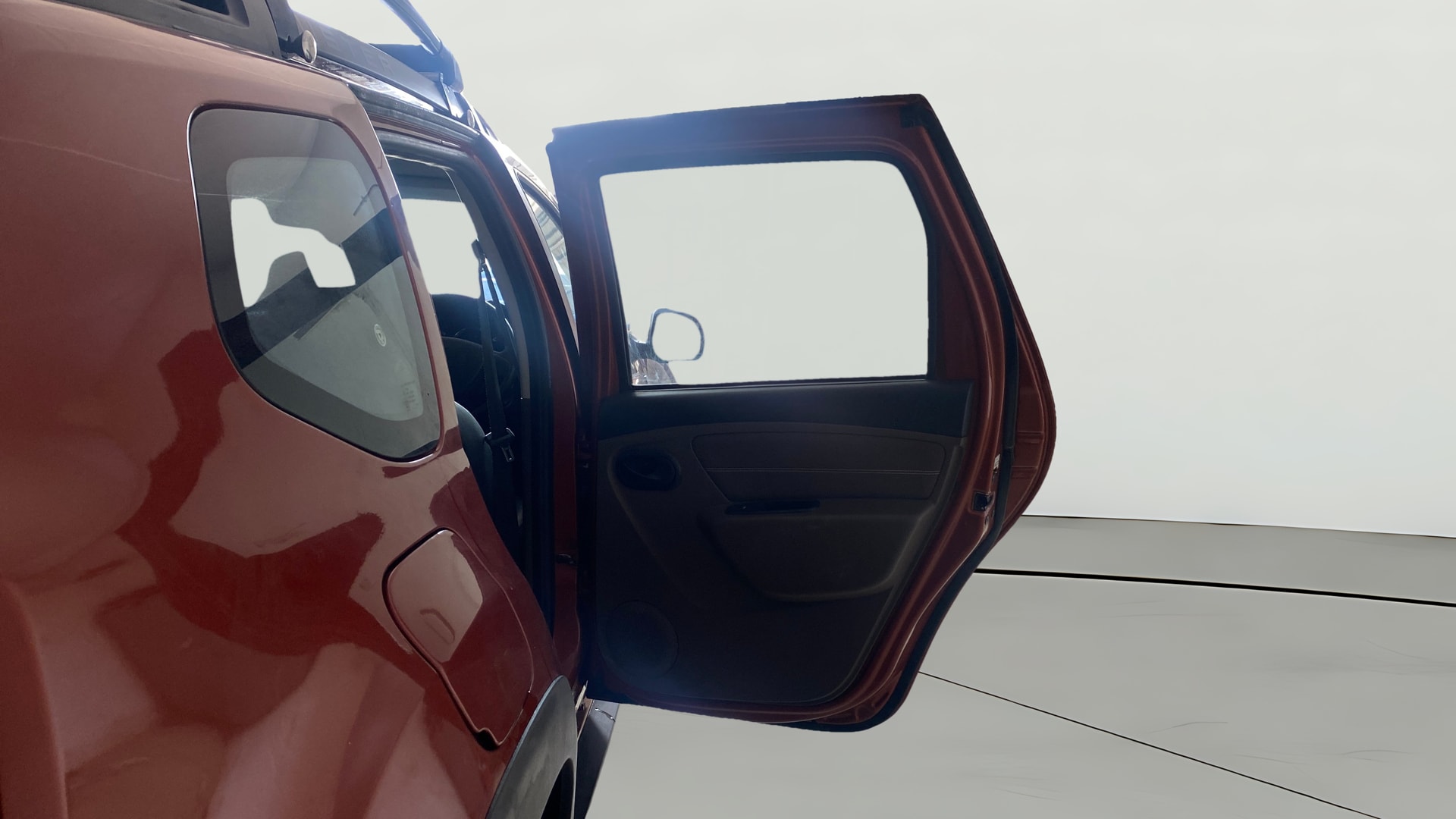 View 2019 Renault Duster Diesel 110PS RXZ AMT Image 7 Used 2019 Renault Duster Diesel 110PS RXZ AMT Image 7