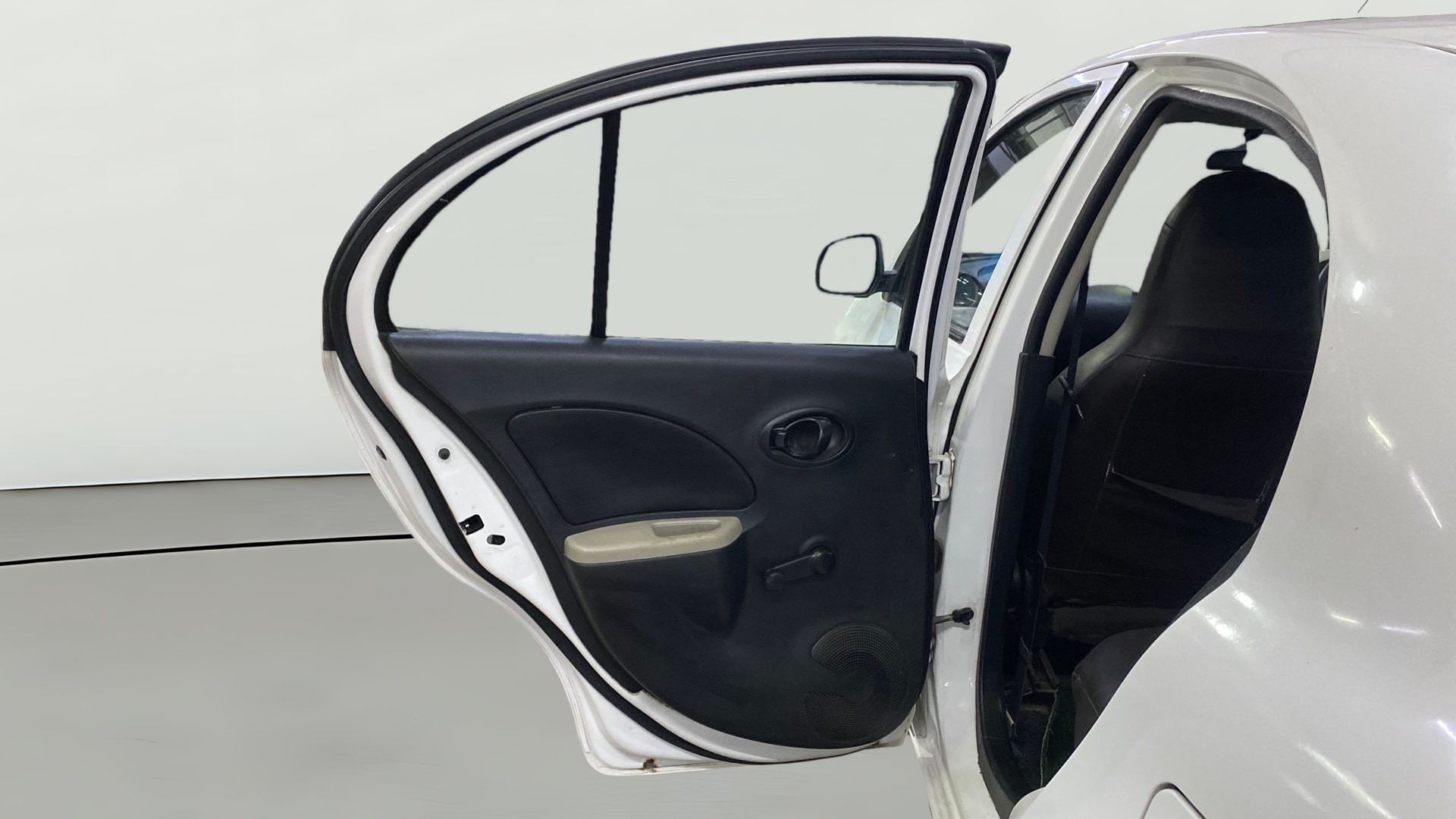 View 2015 Nissan Micra Active XL Image 22 Used 2015 Nissan Micra Active XL Image 22