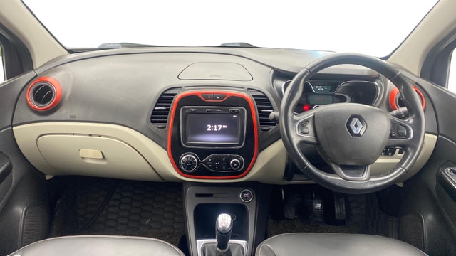 View Renault Captur Image 31 Used Renault Captur Image 31