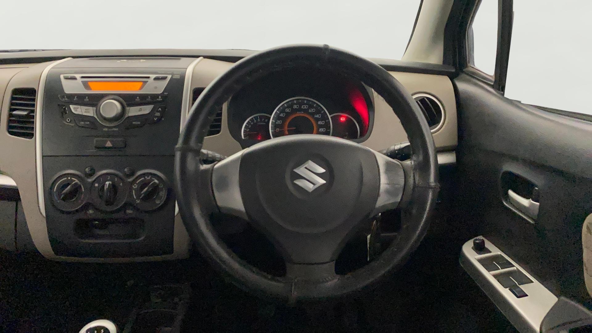 View 2014 Maruti Suzuki 1000 Base Variant Image 12 Used 2014 Maruti Suzuki 1000 Base Variant Image 12
