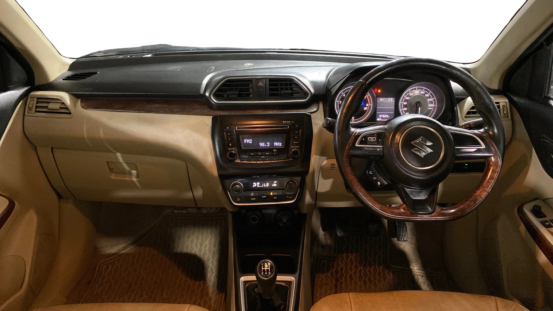 View 2018 Maruti Suzuki 1000 Base Variant Image 15 Used 2018 Maruti Suzuki 1000 Base Variant Image 15