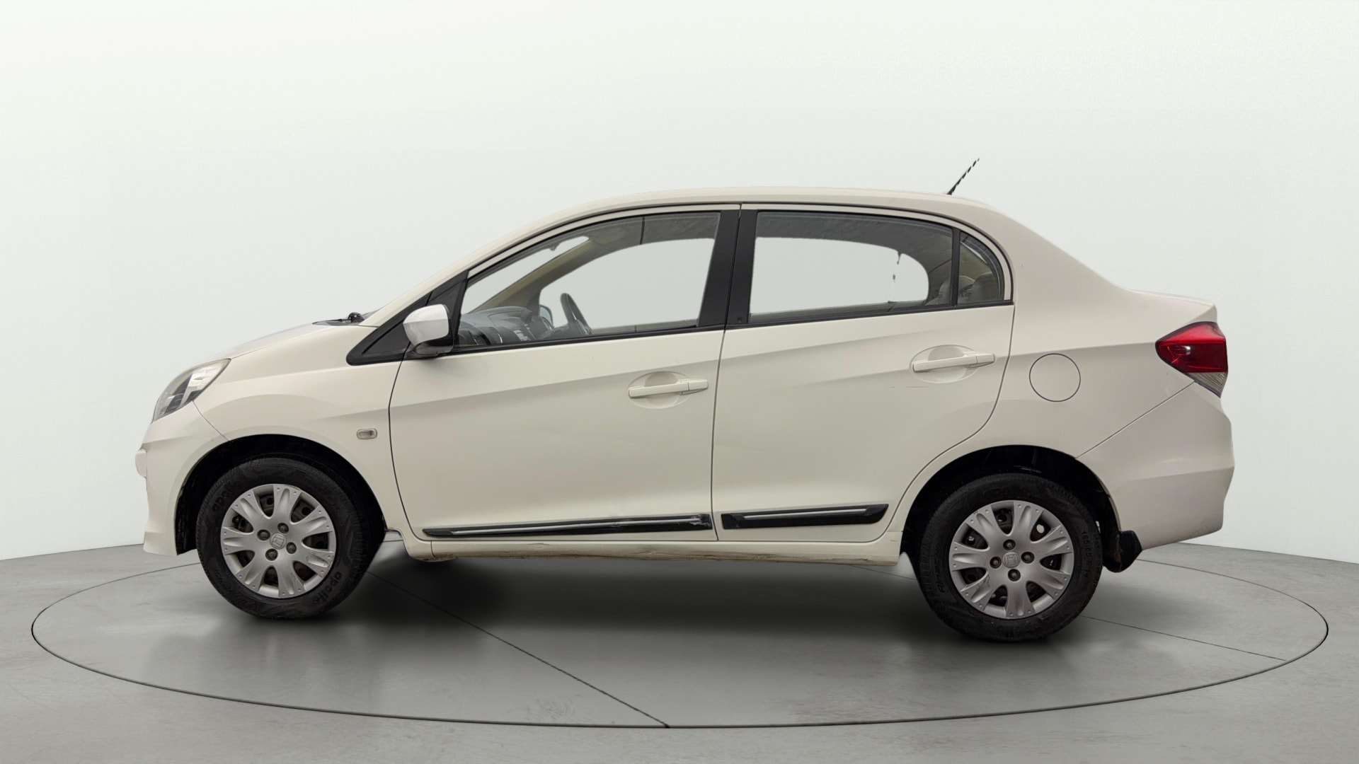 Used 2014 Honda Amaze Used 2014 Honda Amaze