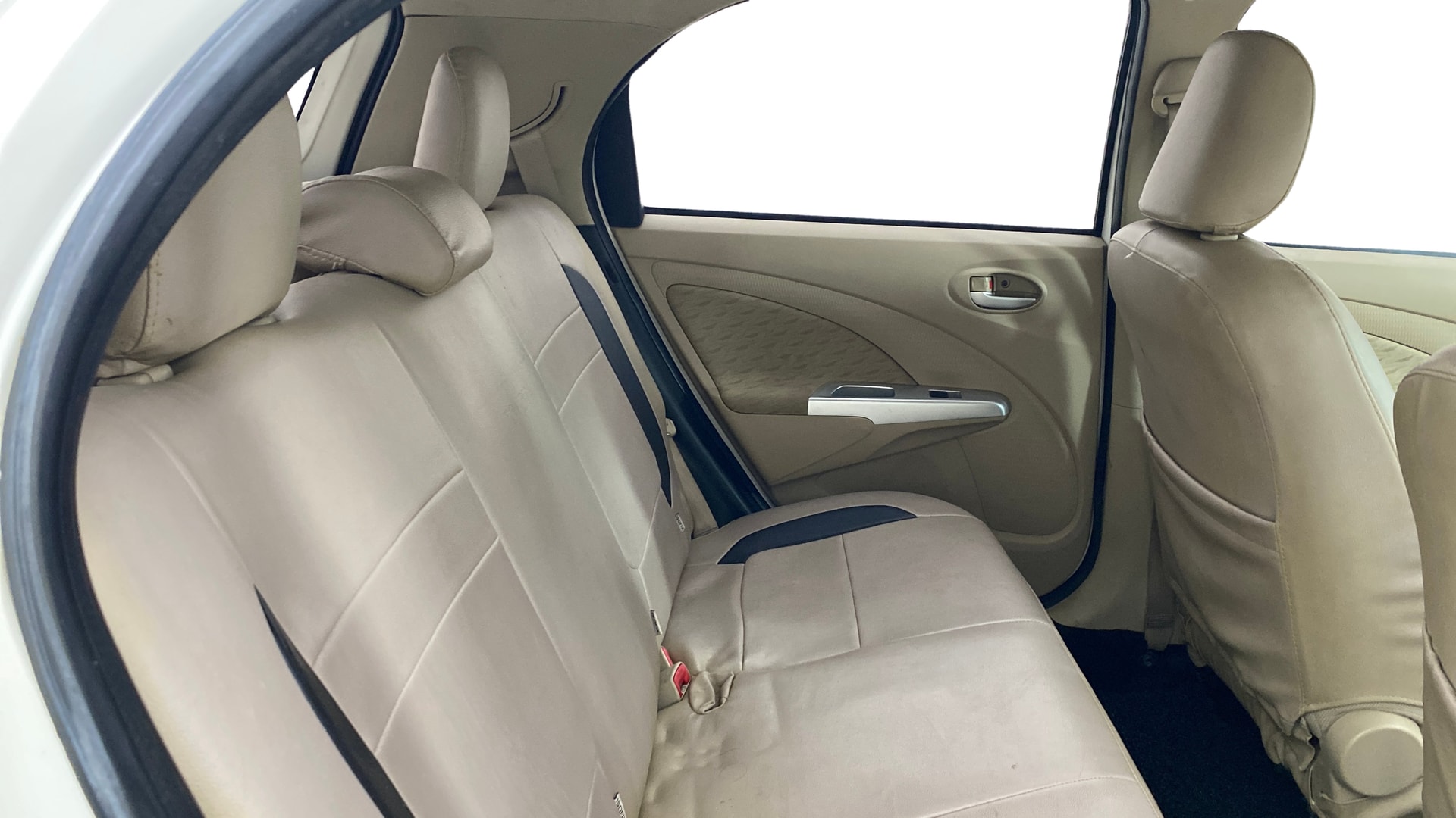 View 2019 Toyota Etios Liva V Image 29 Used 2019 Toyota Etios Liva V Image 29
