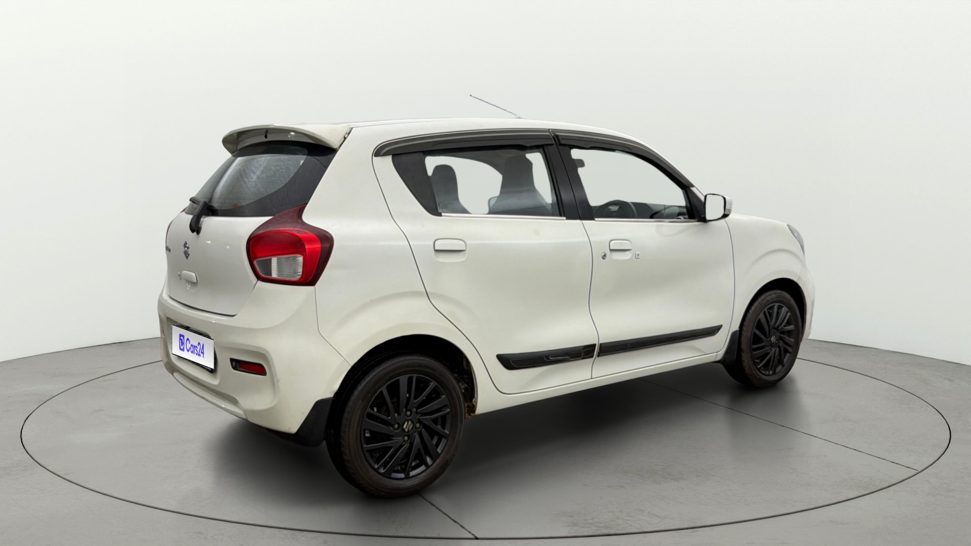View 2023 Maruti Suzuki 1000 Base Variant Image 44 Used 2023 Maruti Suzuki 1000 Base Variant Image 44