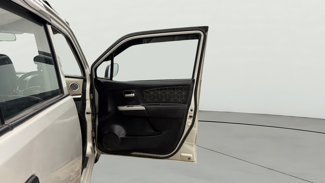 View Maruti Suzuki 1000 Image 44 Used Maruti Suzuki 1000 Image 44