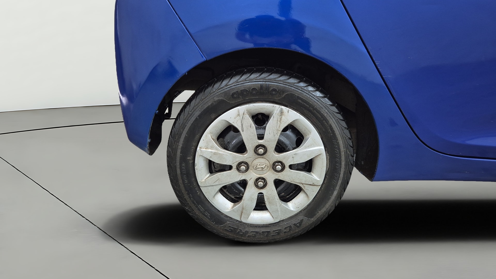 View 2014 Hyundai EON Magna Plus Image 23 Used 2014 Hyundai EON Magna Plus Image 23