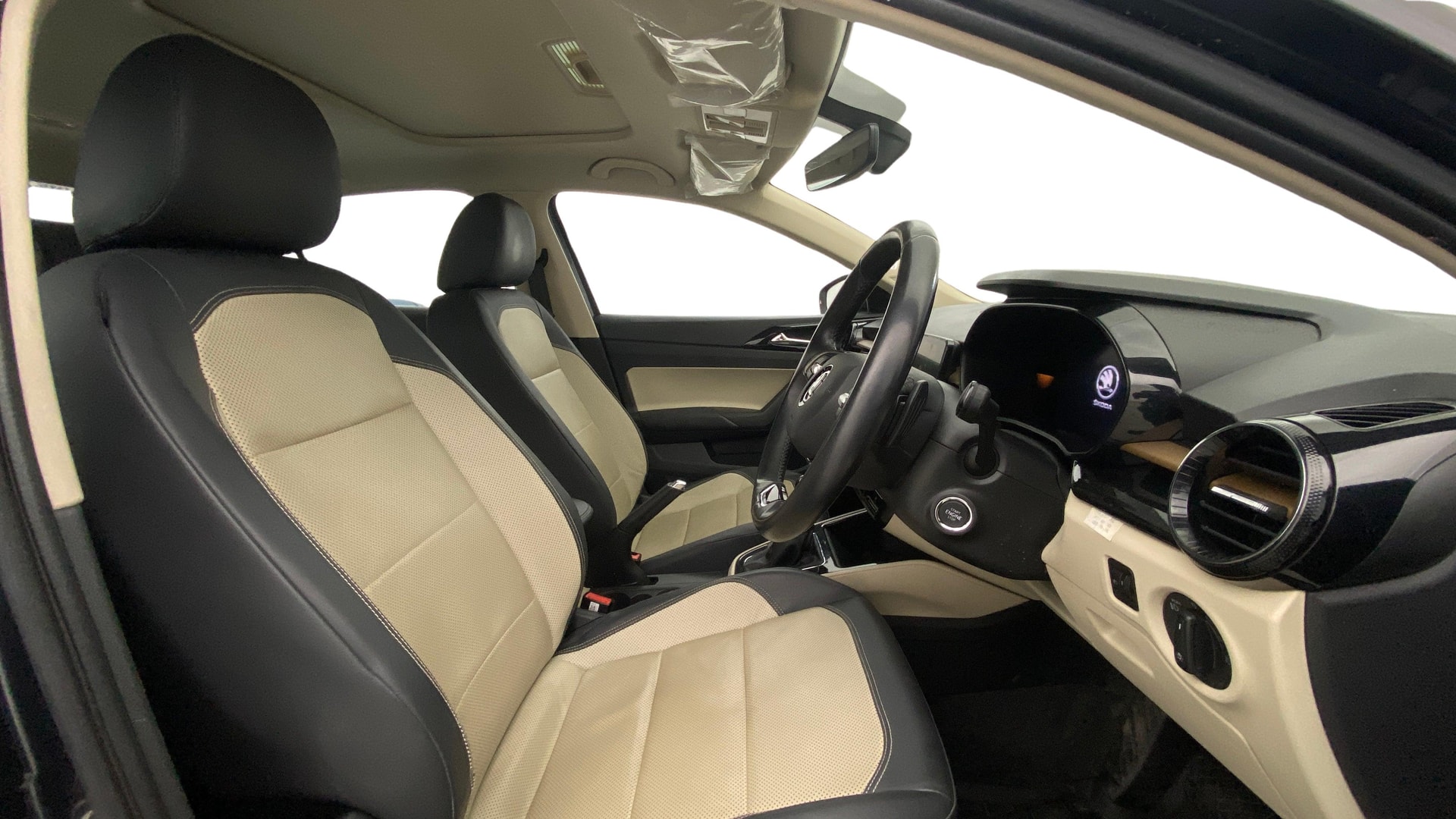 View 2022 Skoda Slavia Style 1.5 TSI DSG Image 27 Used 2022 Skoda Slavia Style 1.5 TSI DSG Image 27