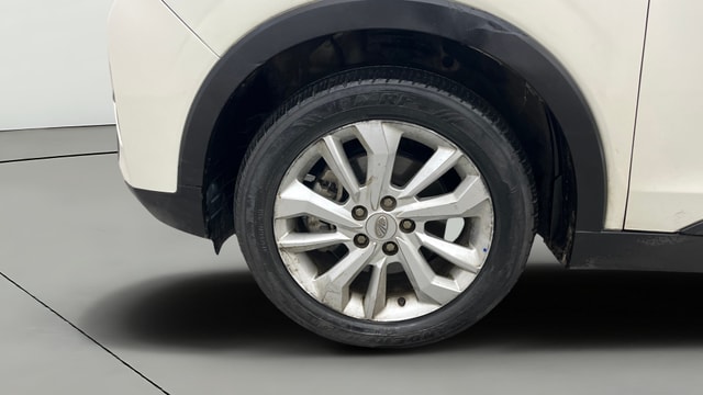 View Mahindra XUV300 Image 29 Used Mahindra XUV300 Image 29