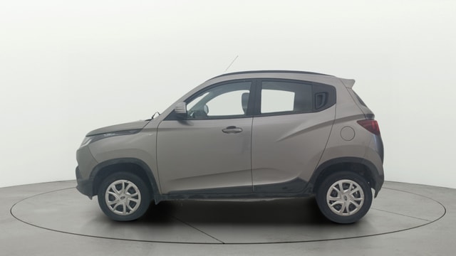 View Mahindra KUV100 Image 5 Used Mahindra KUV100 Image 5