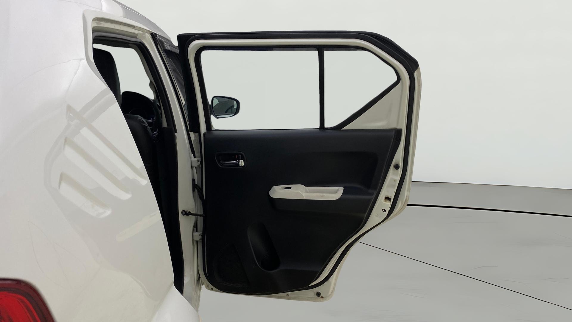 View 2019 Maruti Suzuki 1000 Base Variant Image 7 Used 2019 Maruti Suzuki 1000 Base Variant Image 7