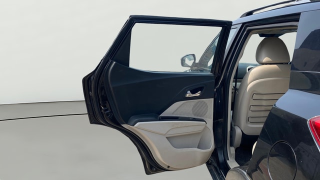 View Mahindra XUV300 Image 23 Used Mahindra XUV300 Image 23