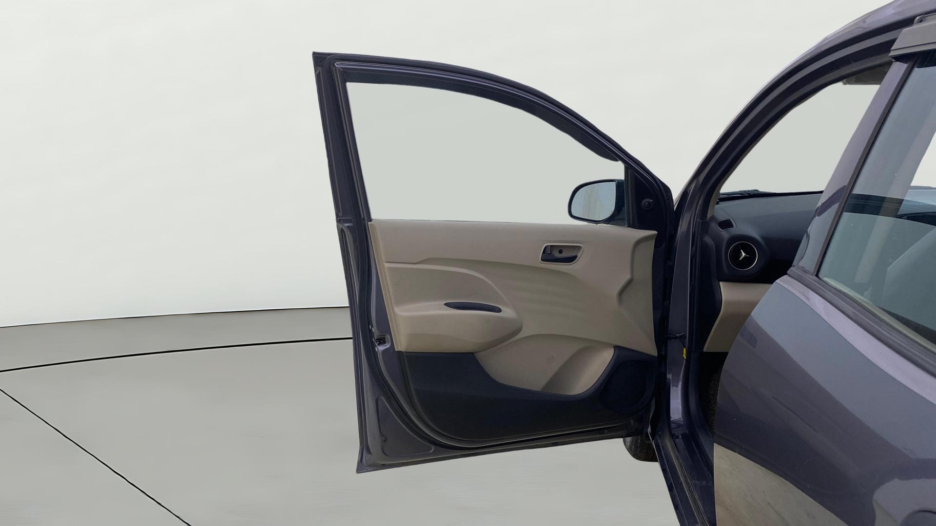 View 2019 Hyundai New Santro Era Executive Petrol Image 31 Used 2019 Hyundai New Santro Era Executive Petrol Image 31