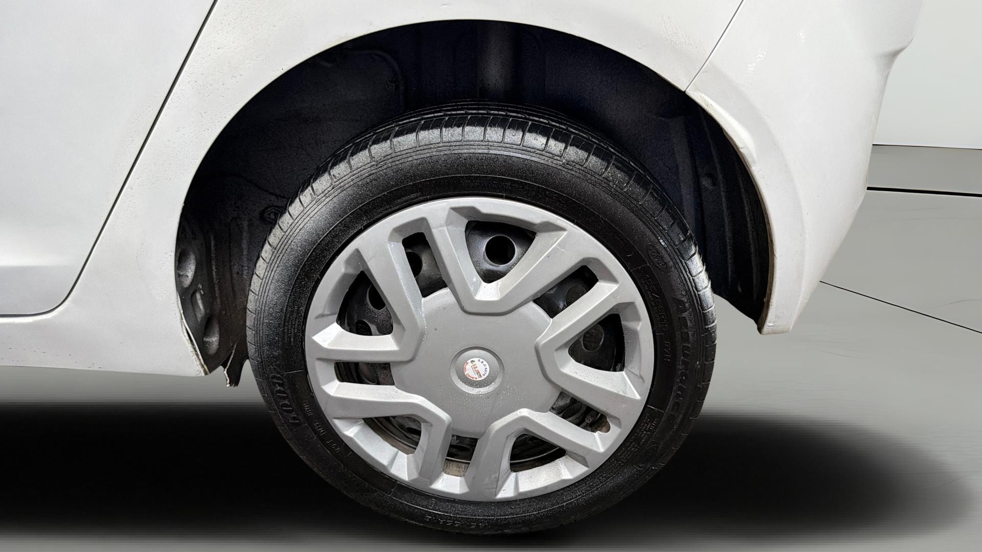 View 2021 Tata Altroz XM Plus Petrol Image 11 Used 2021 Tata Altroz XM Plus Petrol Image 11