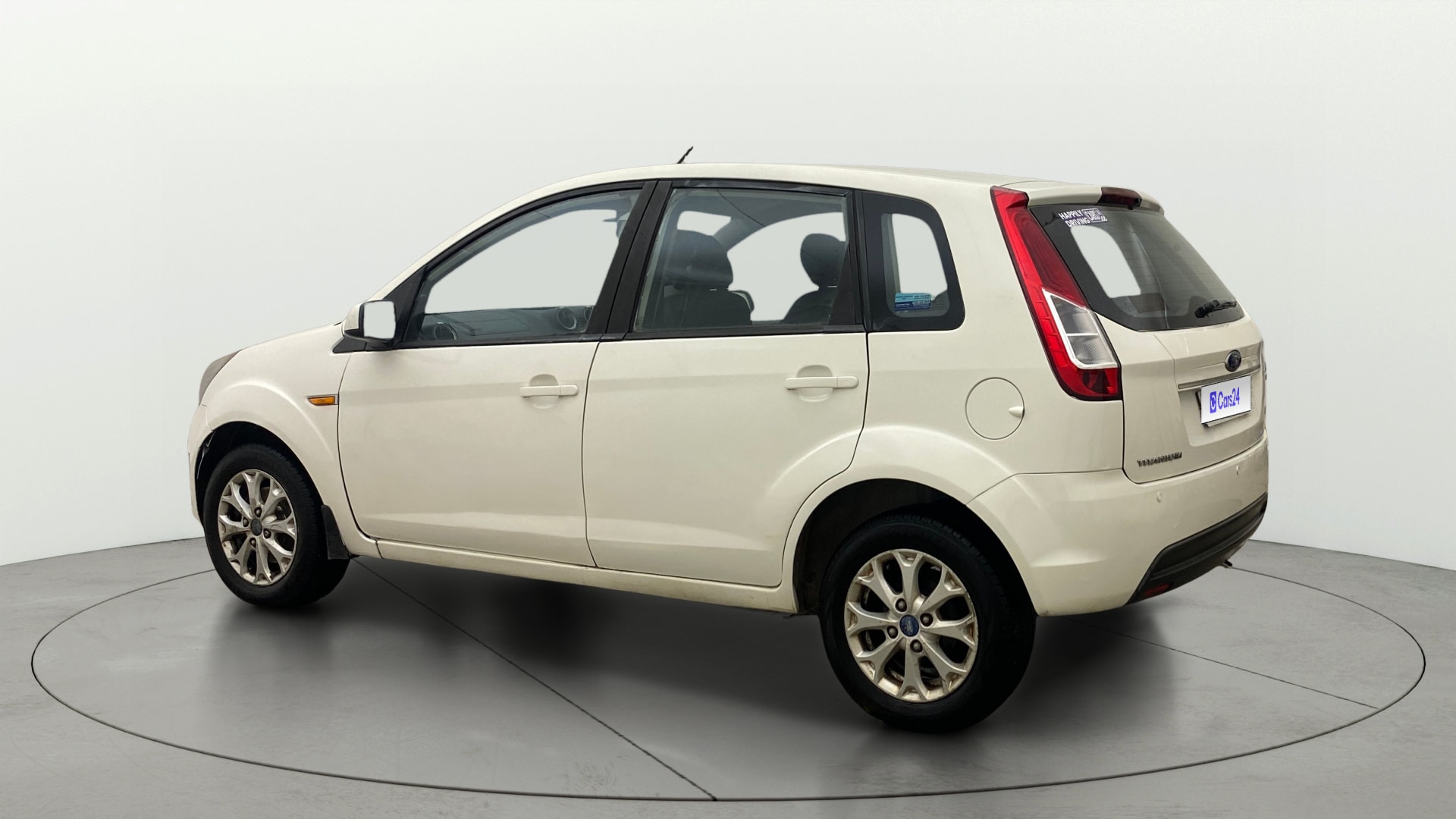 View 2013 Ford Figo 1.2P Ambiente MT BS IV Image 2 Used 2013 Ford Figo 1.2P Ambiente MT BS IV Image 2