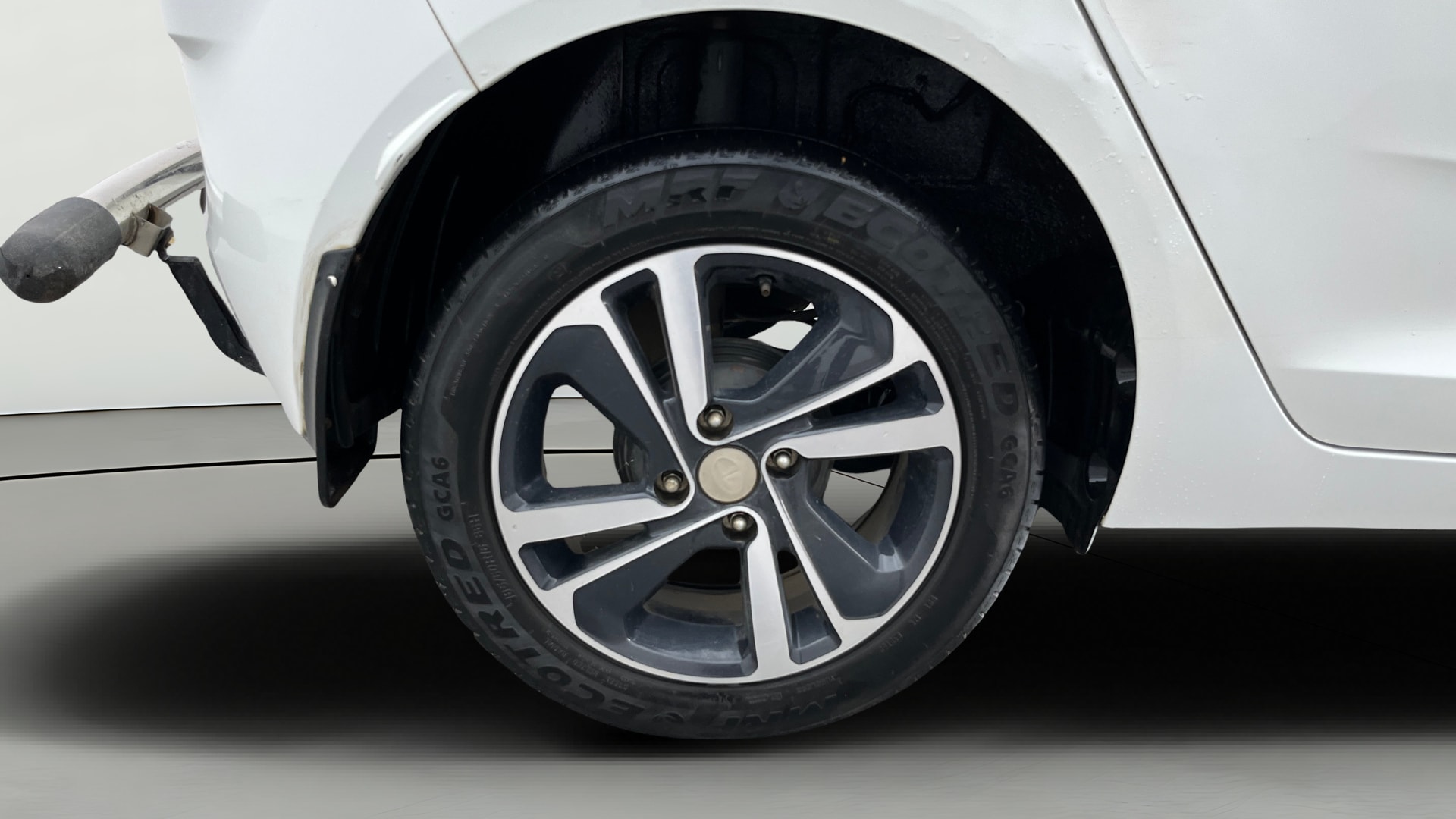 View 2023 Tata Altroz XZ Petrol Image 34 Used 2023 Tata Altroz XZ Petrol Image 34