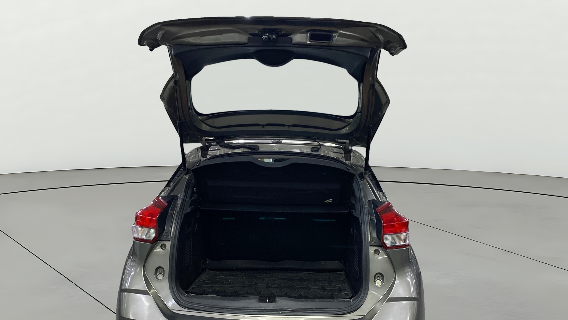View 2019 Nissan Kicks XV Petrol BS IV Image 31 Used 2019 Nissan Kicks XV Petrol BS IV Image 31