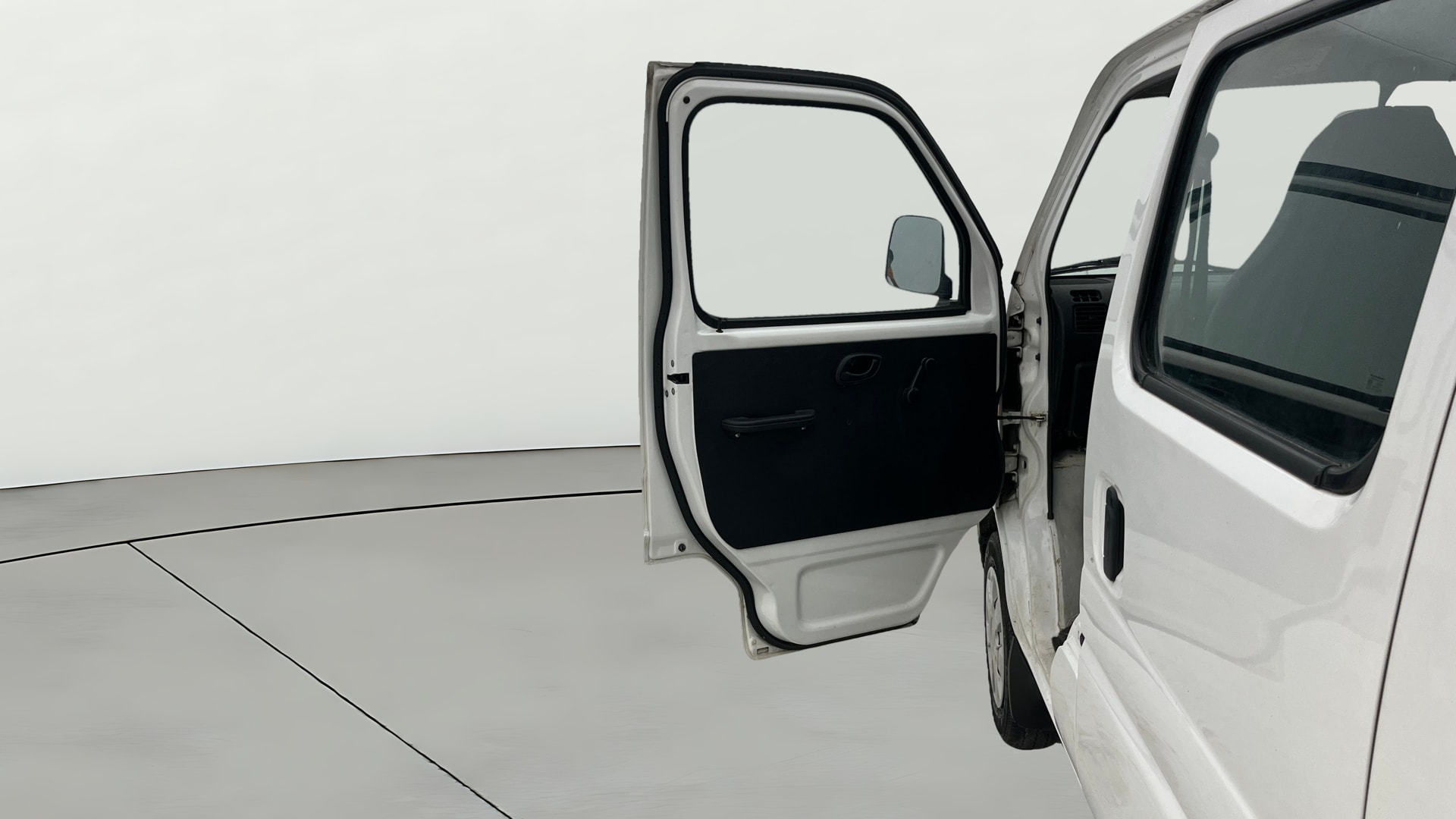 View 2023 Maruti Suzuki 1000 Base Variant Image 30 Used 2023 Maruti Suzuki 1000 Base Variant Image 30