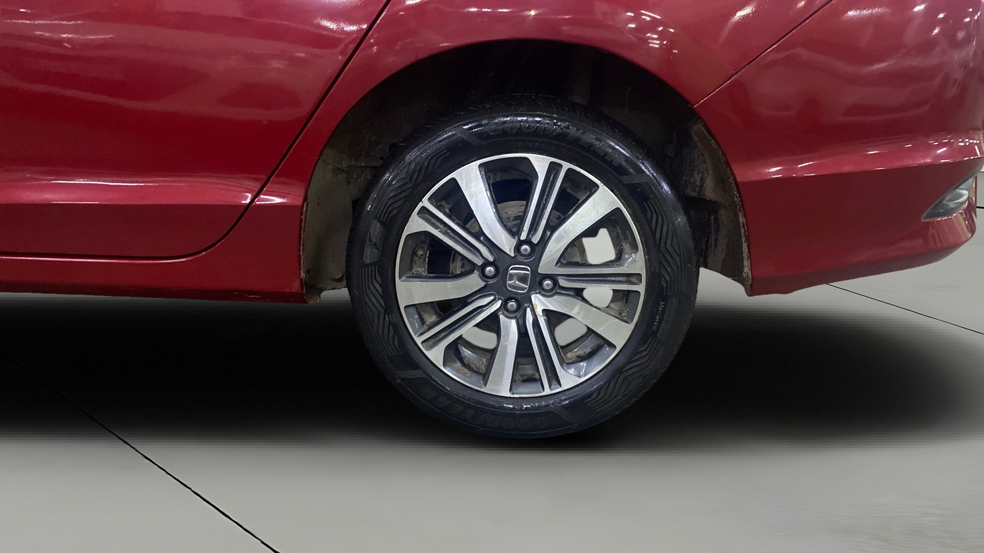 View 2019 Honda City ZX MT Diesel Anniversary Edition Image 8 Used 2019 Honda City ZX MT Diesel Anniversary Edition Image 8