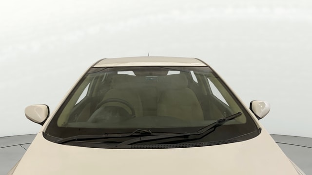 View Hyundai Fluidic Verna Image 35 Used Hyundai Fluidic Verna Image 35