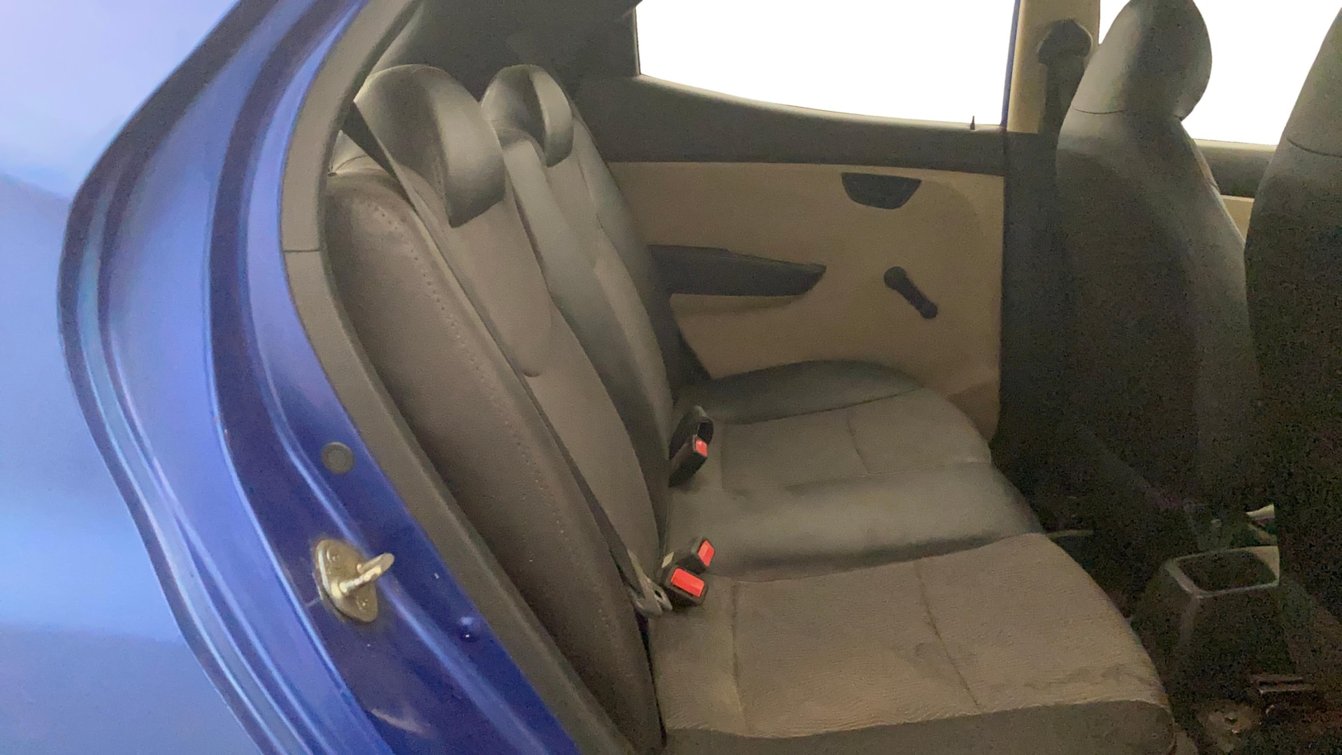 View 2013 Hyundai EON Era Plus Image 29 Used 2013 Hyundai EON Era Plus Image 29