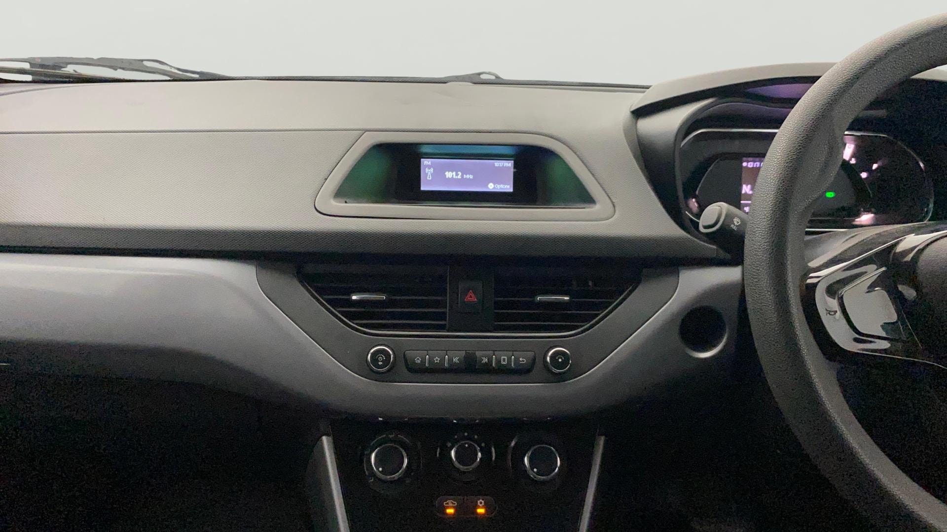 View 2021 Tata Nexon Revotron XMA AMT Image 31 Used 2021 Tata Nexon Revotron XMA AMT Image 31