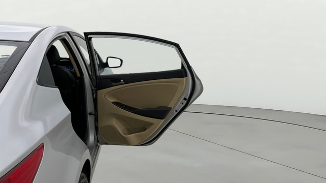 View Hyundai Verna Image 8 Used Hyundai Verna Image 8