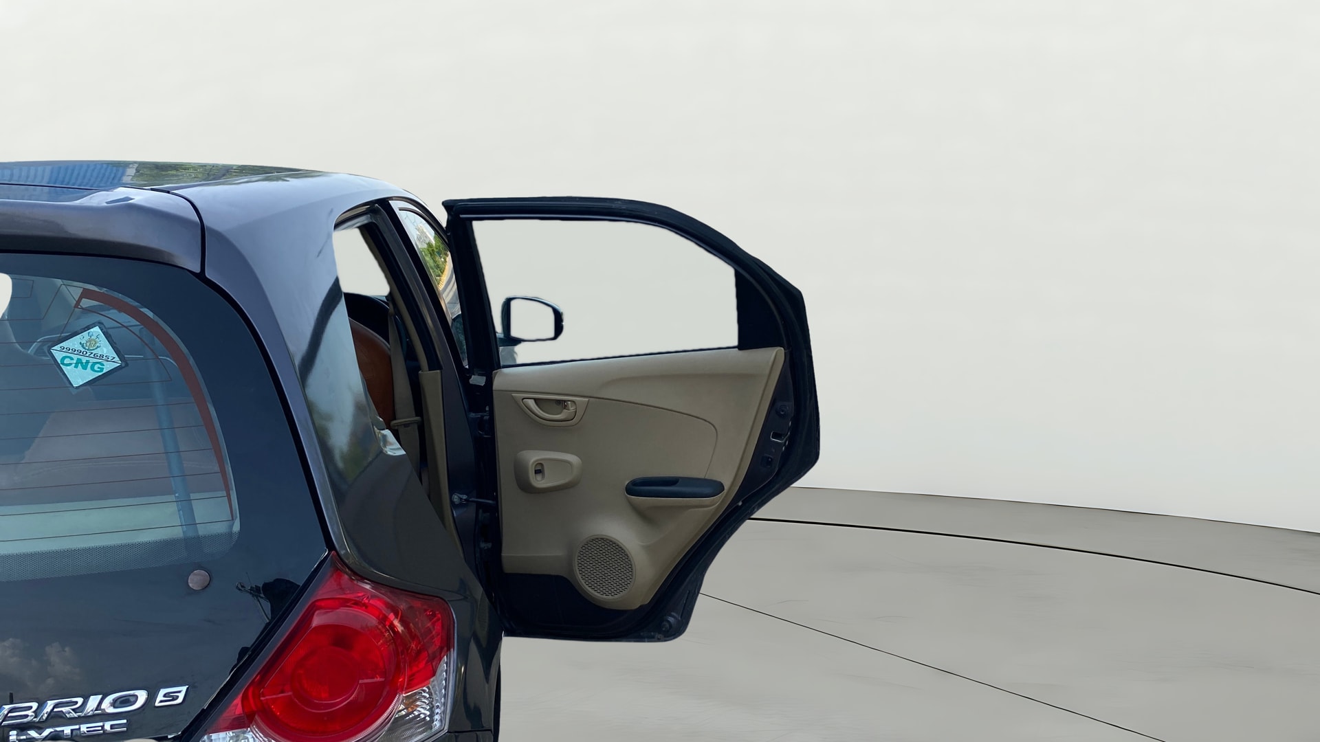 View 2019 Honda Brio S MT Option Pack Image 8 Used 2019 Honda Brio S MT Option Pack Image 8