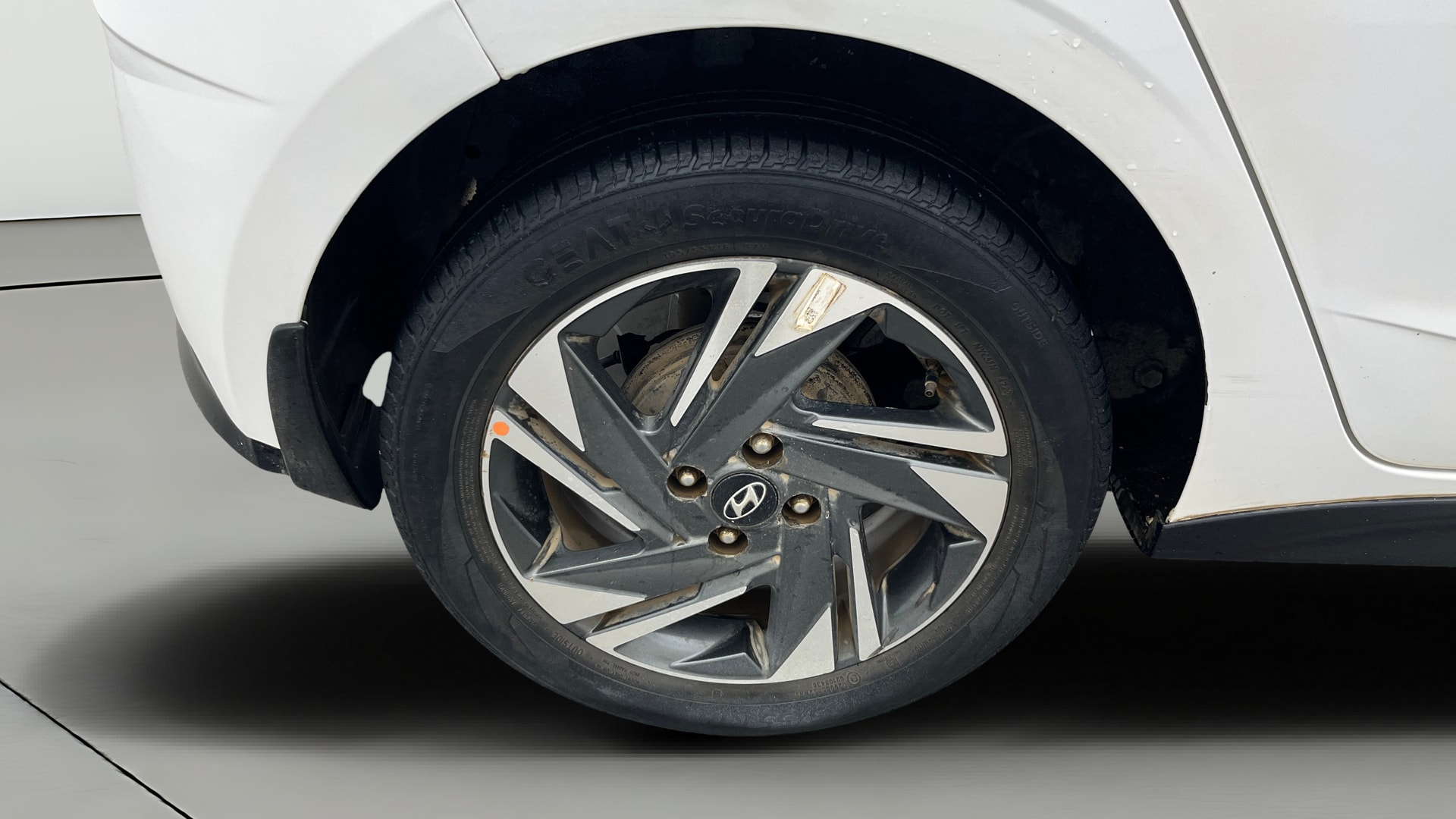 View 2021 Hyundai Elite i20 1.0 Asta DCT Dual Tone Petrol Image 33 Used 2021 Hyundai Elite i20 1.0 Asta DCT Dual Tone Petrol Image 33