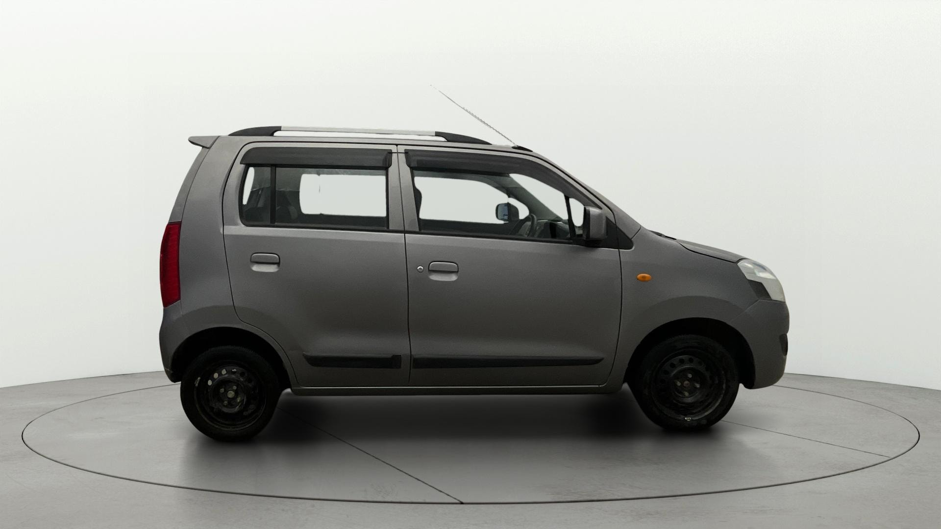 View 2016 Maruti Suzuki 1000 Base Variant Image 26 Used 2016 Maruti Suzuki 1000 Base Variant Image 26