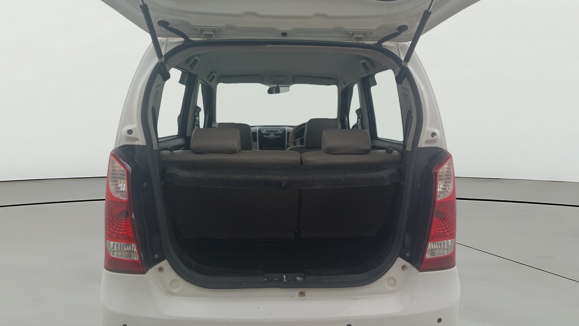 View 2016 Maruti Suzuki 1000 Base Variant Image 36 Used 2016 Maruti Suzuki 1000 Base Variant Image 36