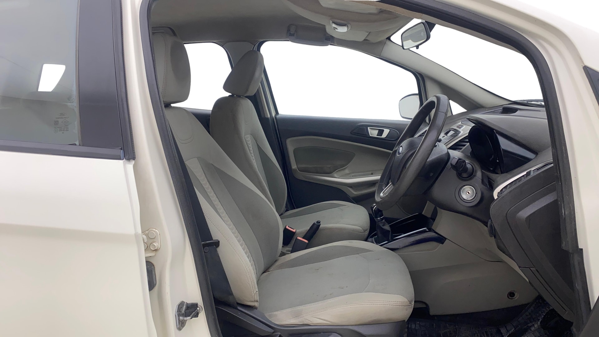 View 2017 Ford EcoSport 1.5 TDCi Diesel Ambiente BS IV Image 25 Used 2017 Ford EcoSport 1.5 TDCi Diesel Ambiente BS IV Image 25