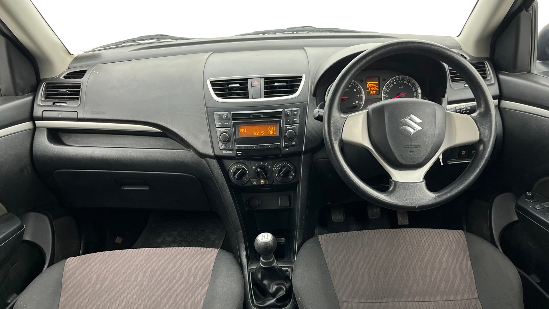 View 2017 Maruti Suzuki 1000 Base Variant Image 15 Used 2017 Maruti Suzuki 1000 Base Variant Image 15