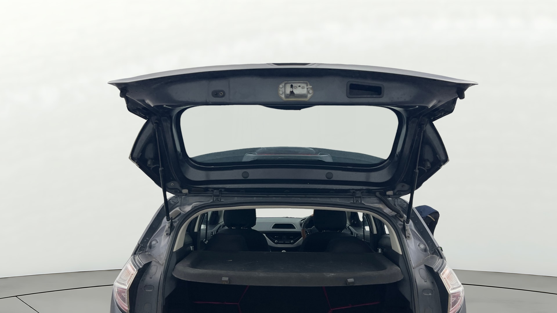 View 2019 Tata Nexon Revotron XM Image 30 Used 2019 Tata Nexon Revotron XM Image 30