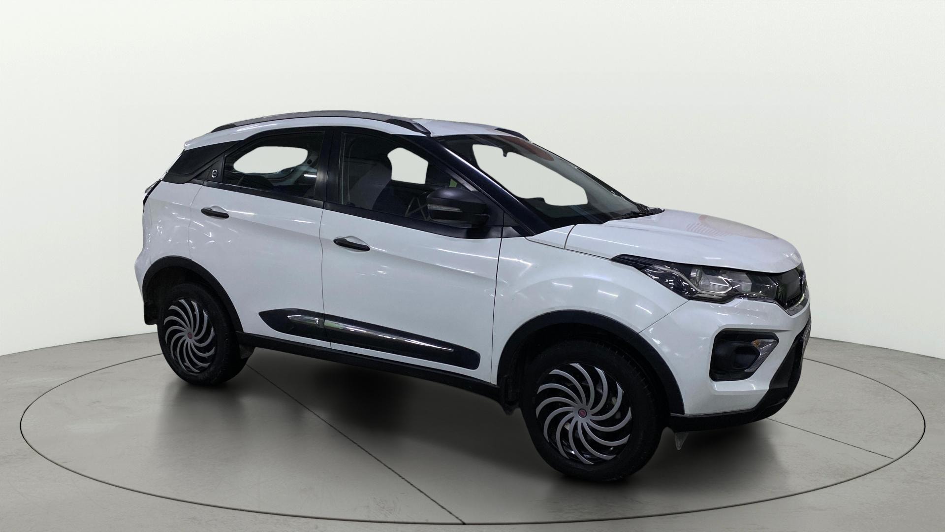 View 2025 Tata Nexon Revotron XE Image 21 Used 2025 Tata Nexon Revotron XE Image 21