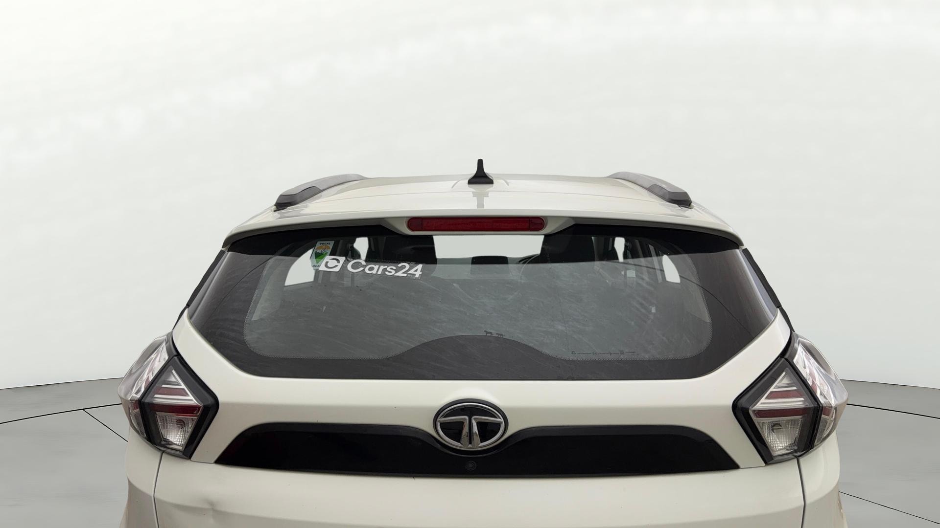 View 2023 Tata Nexon Revotron XE Image 4 Used 2023 Tata Nexon Revotron XE Image 4