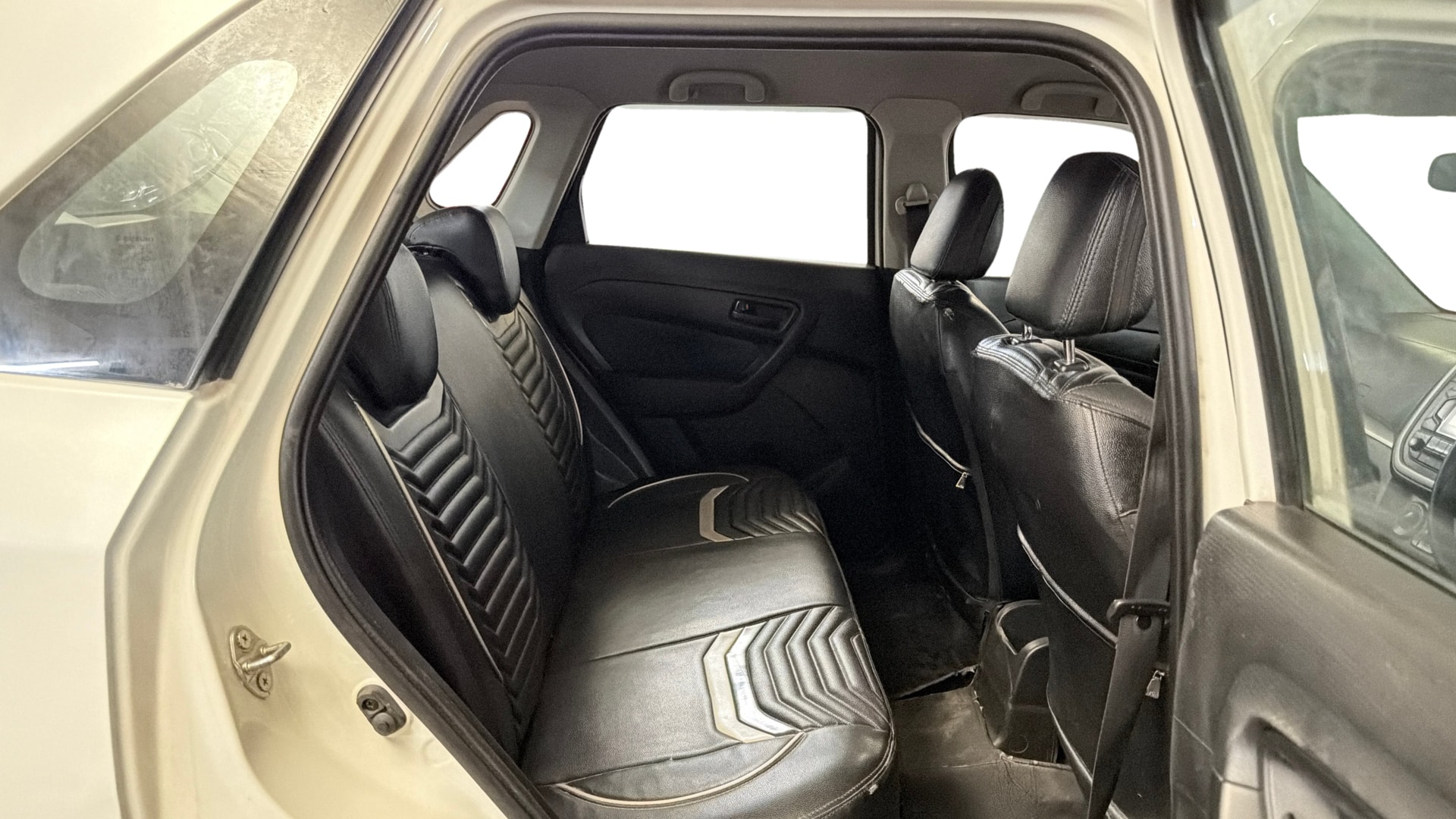 View 2019 Maruti Suzuki 1000 Base Variant Image 28 Used 2019 Maruti Suzuki 1000 Base Variant Image 28